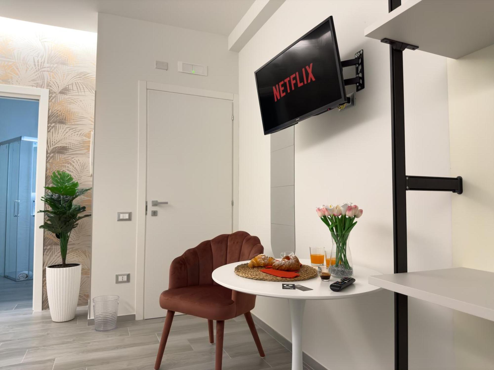 Al Civico3 Home & Suites Салерно Экстерьер фото